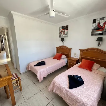 Apartamento La Cumbre 7a - 2 Bed/2 Bath - 1st Floor - Uk Tv - Wi-fi *